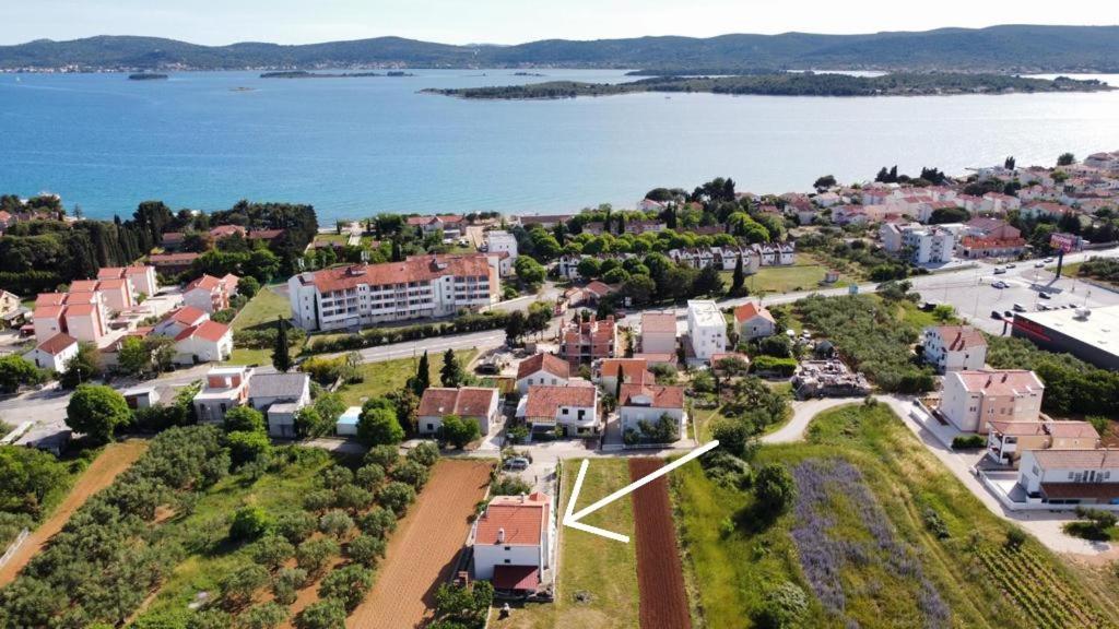 Apartments Marina Sveti Filip i Jakov Ngoại thất bức ảnh