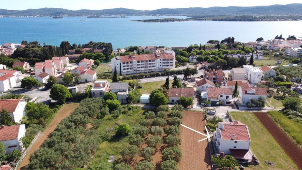 Apartments Marina Sveti Filip i Jakov Ngoại thất bức ảnh