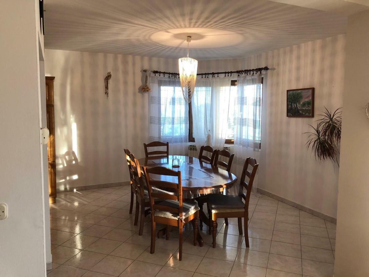 Apartments Marina Sveti Filip i Jakov Ngoại thất bức ảnh